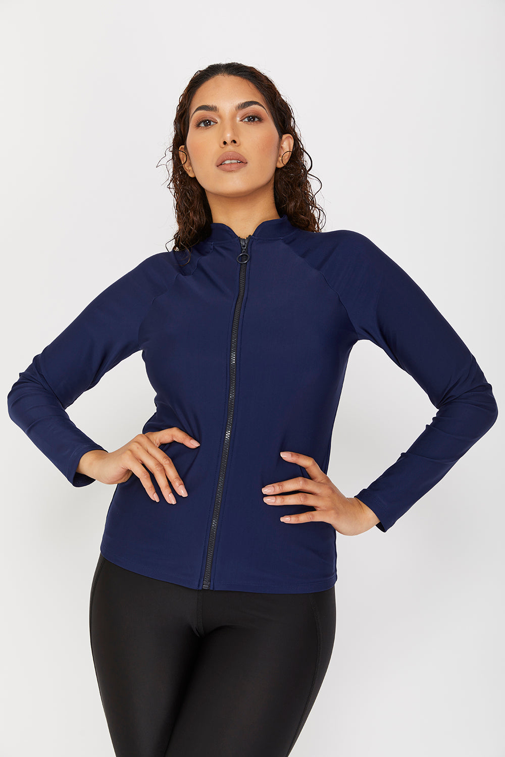 #color_navy