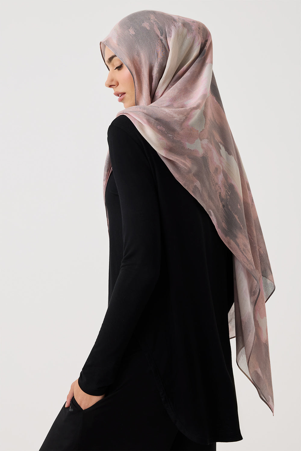 #color_lunar blush